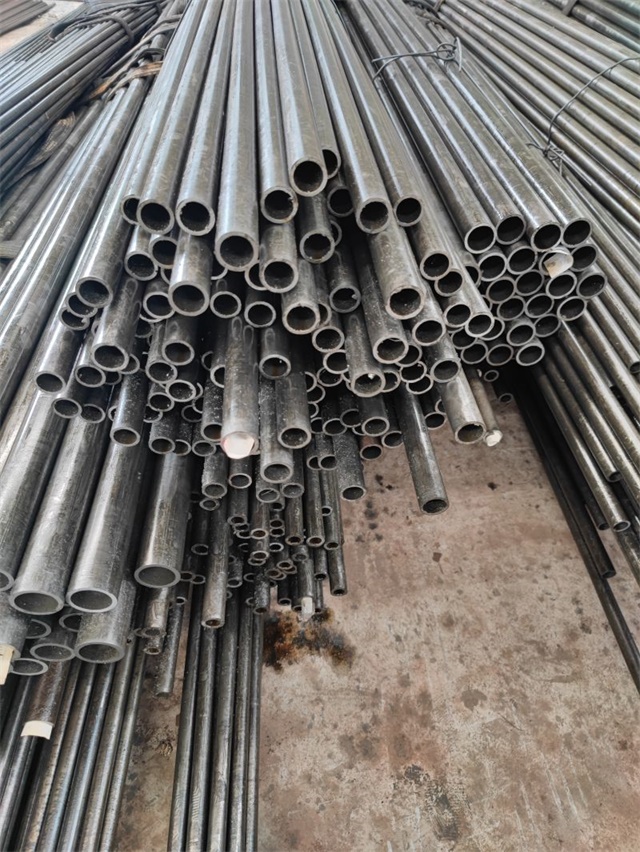 普格小口径精密无缝钢管